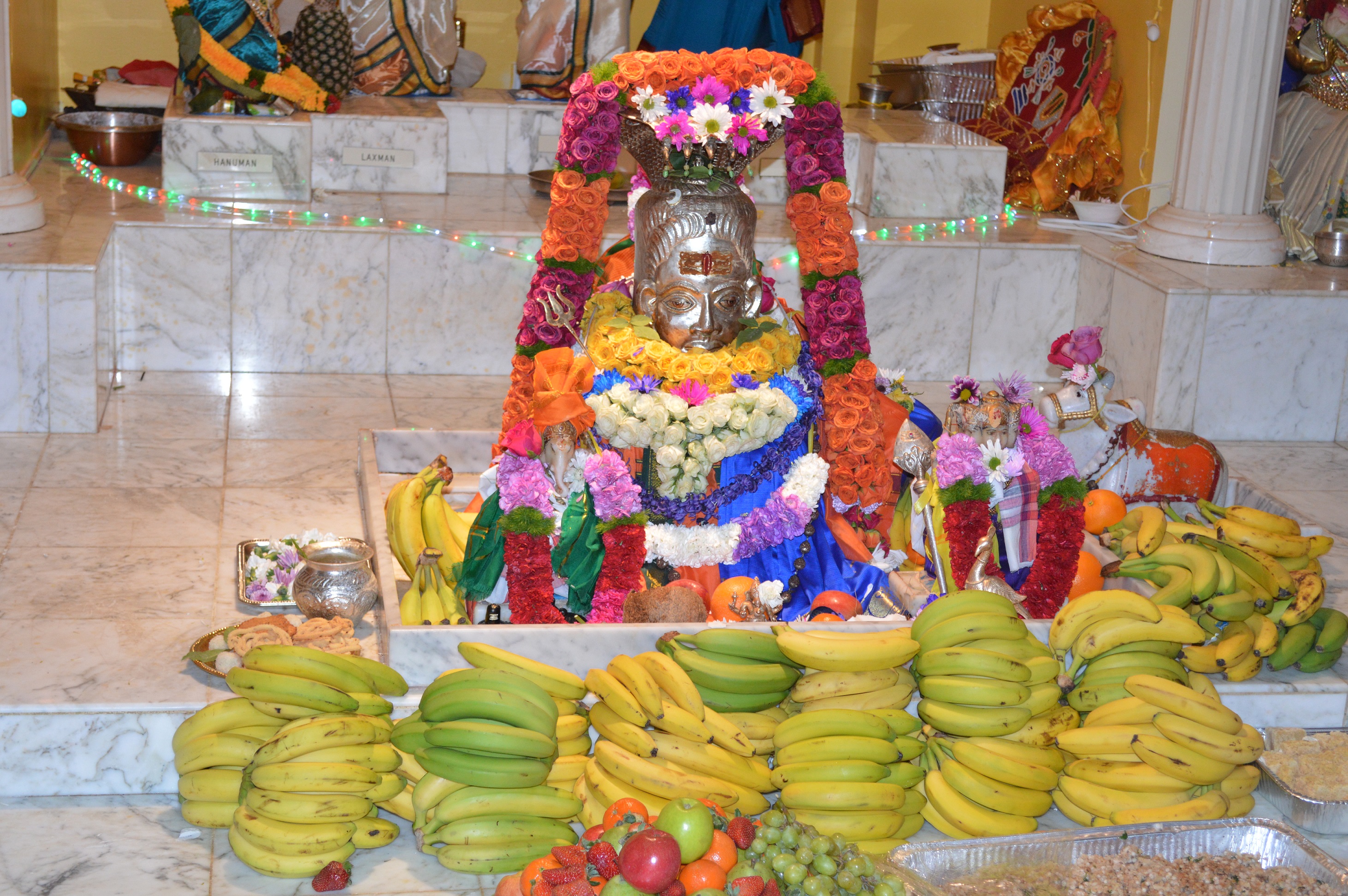 hindu temple near me food